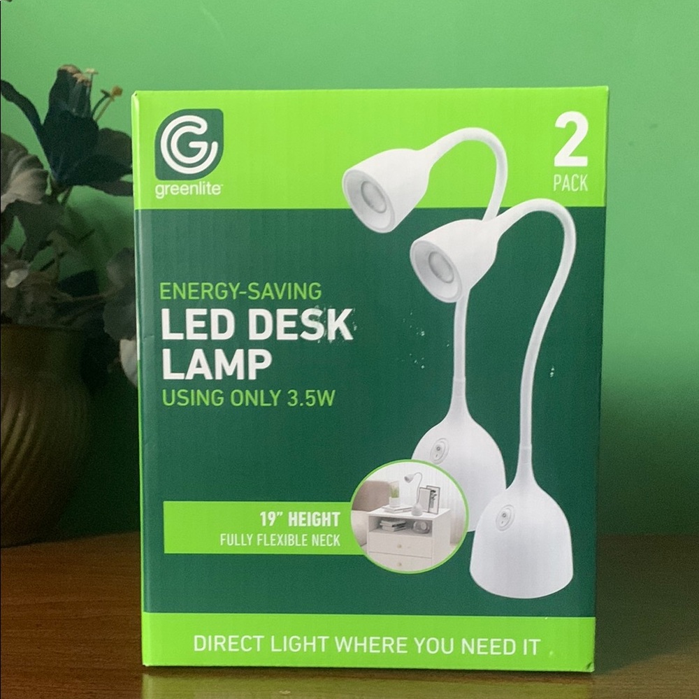 NWOT Greenlite 2 Pack Energy-Saving LED Desk Lamp Set
